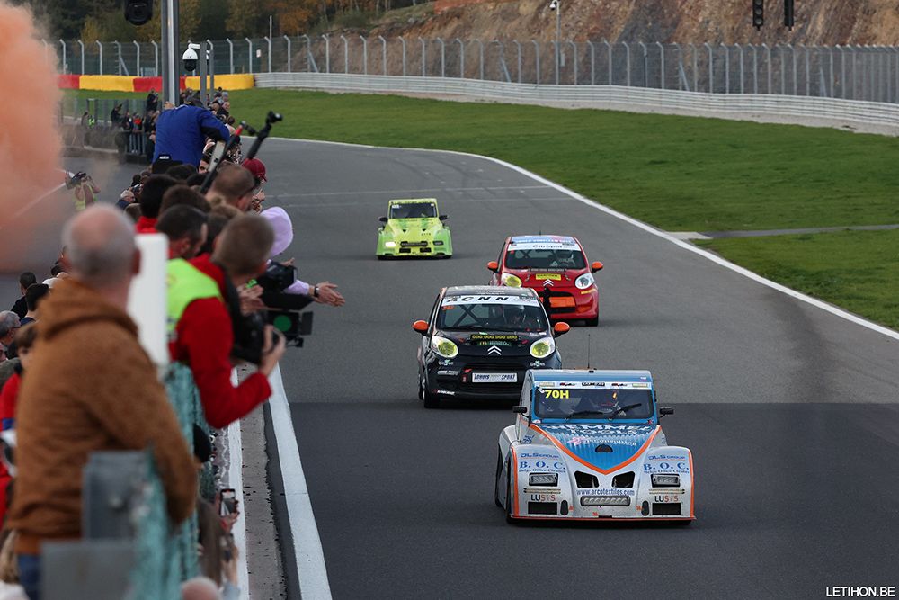 découvrez toute l'actualité des affrontements en motorsport : analyses de courses, duels épiques entre pilotes et équipes, et moments forts des compétitions automobiles et motos.