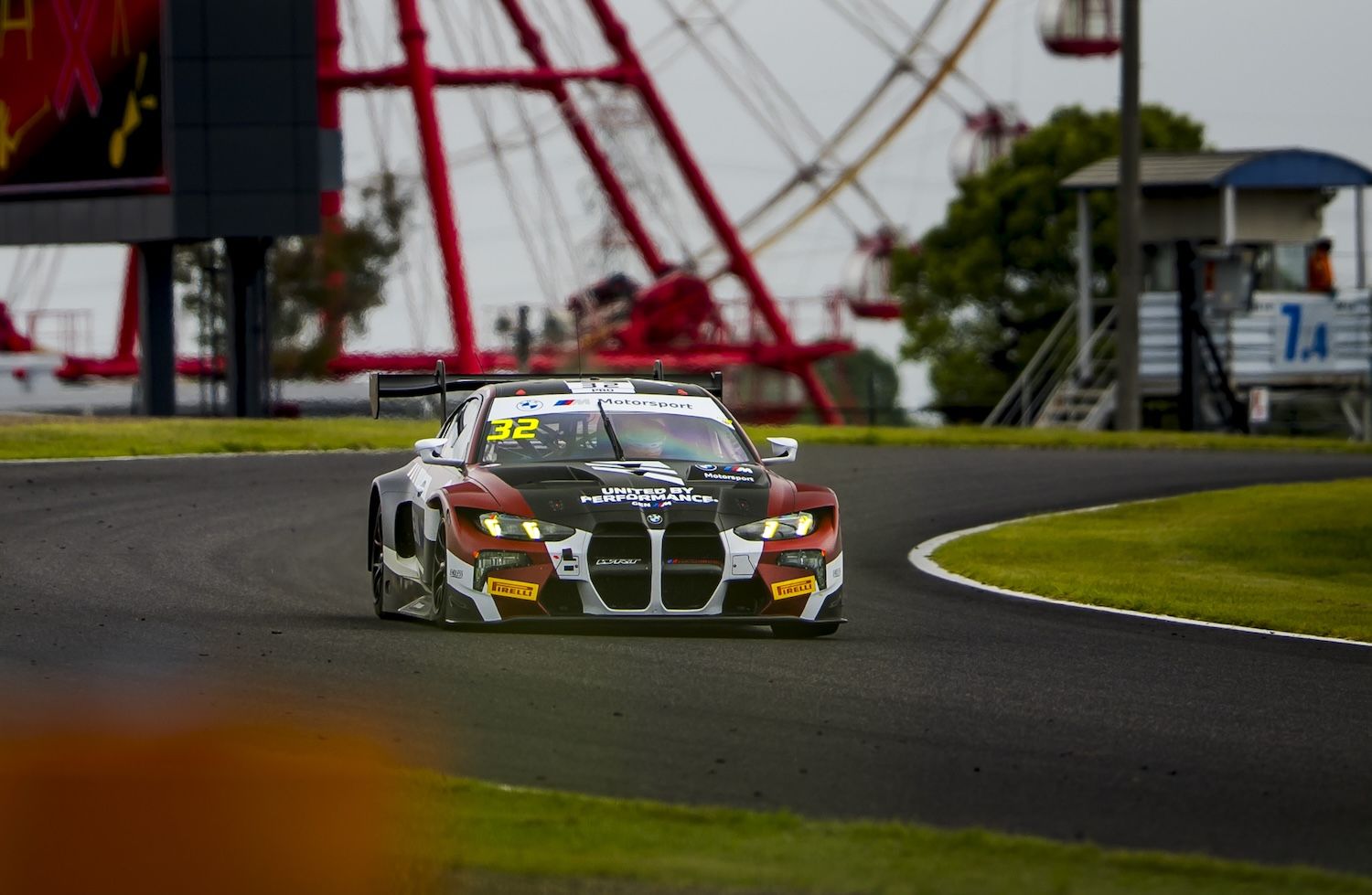 découvrez toute l’actualité des affrontements motorsport : analyses, résultats, dates des prochains événements et les plus grands duels automobiles. plongez dans l’univers passionnant de la course et vivez l’intensité des rivalités sur circuit.