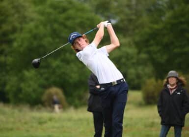 découvrez les débuts d’ugo malcor racontés à travers le regard de ses parents, évoquant son enfance, ses premiers pas et les moments marquants de sa jeunesse.