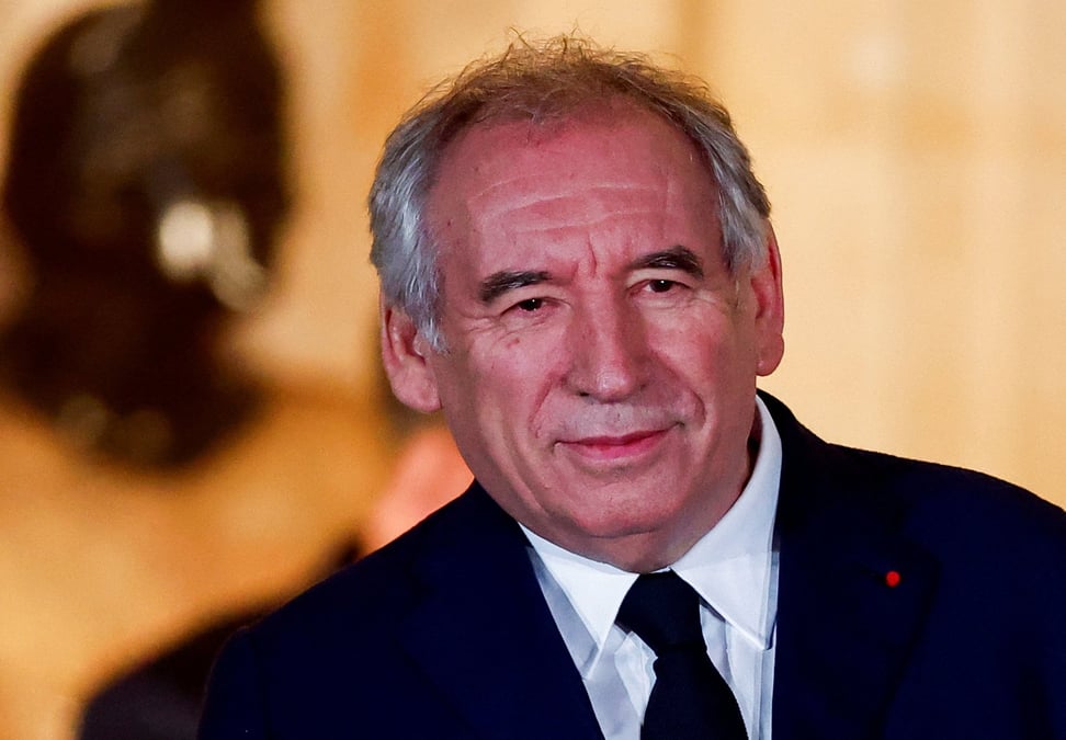 découvrez tout sur les décrets immobiliers portés par françois bayrou : analyse, enjeux et impact sur le secteur immobilier en france en 2024.