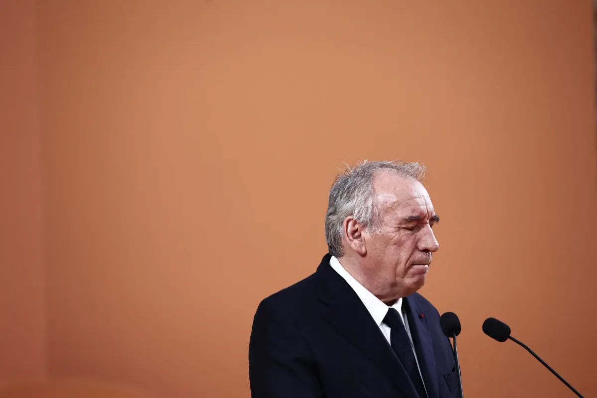 découvrez tout ce qu'il faut savoir sur les décrets immobiliers portés par bayrou : mesures récentes, impacts sur le marché et implications pour les propriétaires et locataires en france.