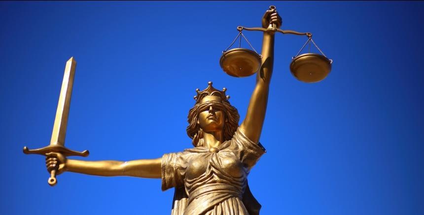 découvrez ce qu'est le détournement de ressources publiques, ses conséquences, les sanctions encourues et les moyens de prévention pour protéger l'intégrité des fonds publics.