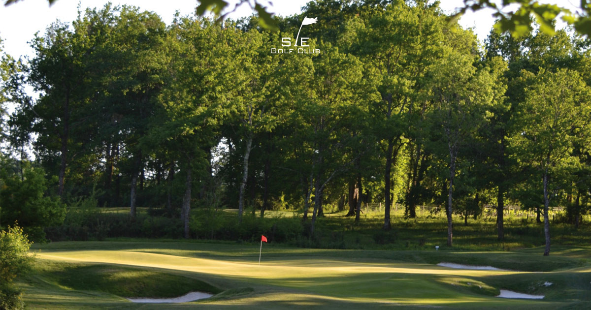 découvrez le golf innovant en gironde : parcours modernes, technologies de pointe et expériences uniques pour joueurs débutants ou confirmés. réservez votre session et vivez le golf autrement !