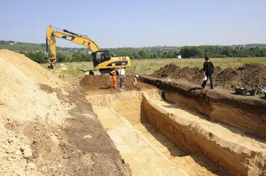 découvrez comment les innovations technologiques transforment l'archéologie, révolutionnant les méthodes de recherche, la préservation des sites et la compréhension de notre passé.