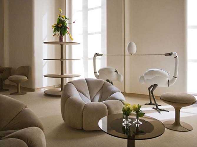 découvrez l'univers de pierre paulin, designer français emblématique, connu pour ses créations de mobilier moderne alliant innovation, confort et élégance. biographie, œuvres et influence sur le design contemporain.