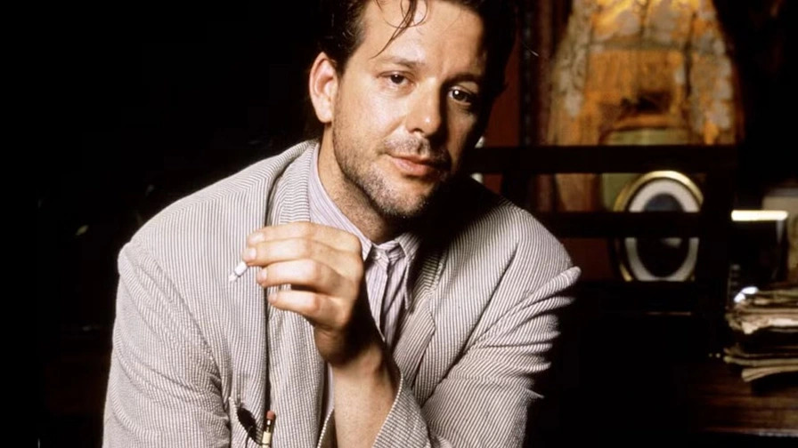 découvrez une comédie hilarante où des agents secrets maladroits reprennent du service, enchaînant gaffes et situations rocambolesques pour sauver le monde à leur façon très particulière !