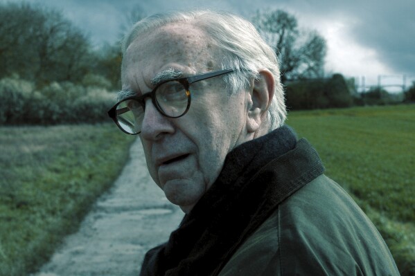 découvrez notre analyse approfondie de la série slow horses : intrigue, personnages, thèmes et raisons de son succès. un décryptage essentiel pour les fans et curieux !