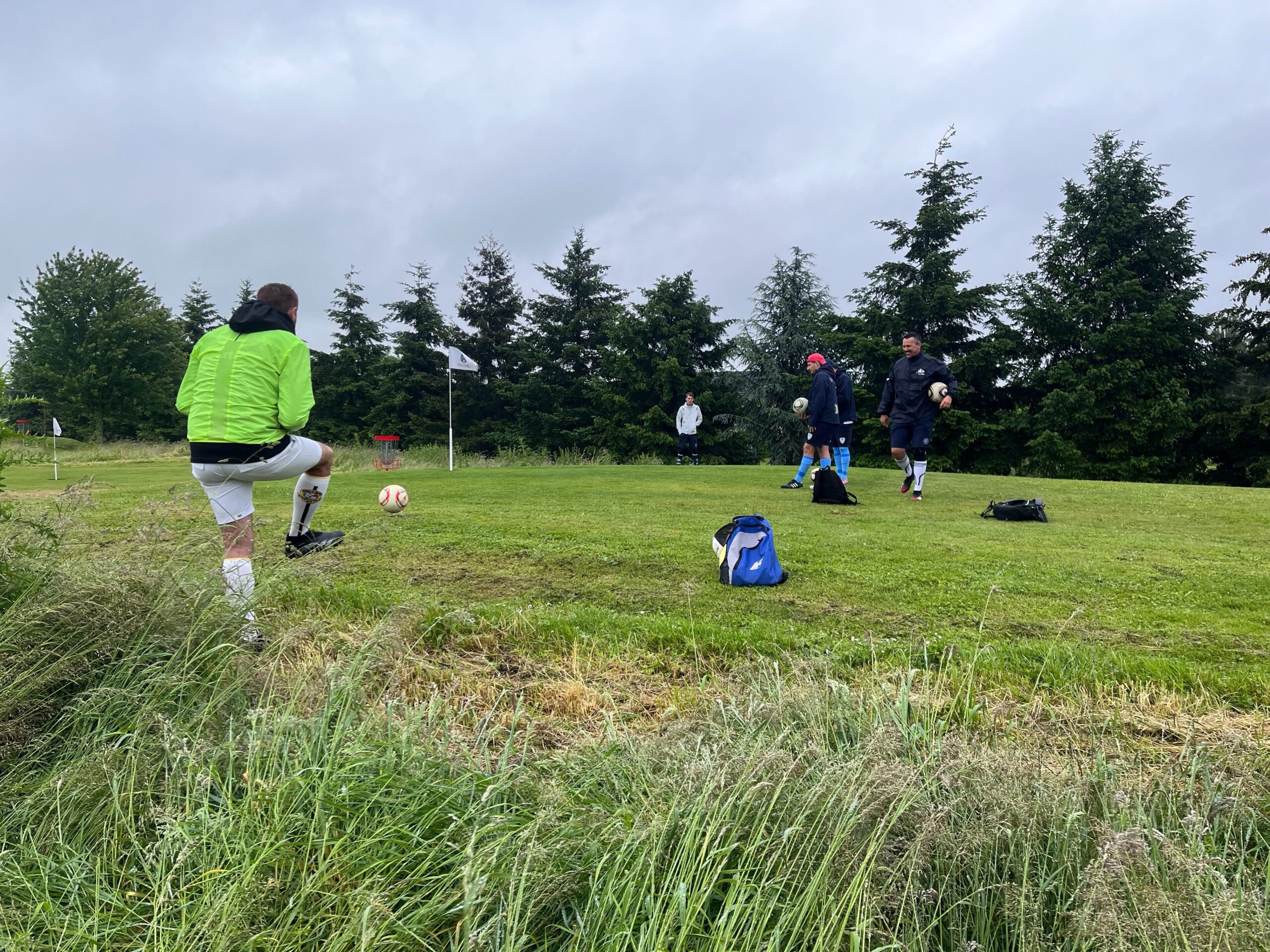découvrez l'histoire fascinante d'un golf abandonné estimé à 14 millions d'euros : mystère, patrimoine et perspectives inédites autour de ce lieu hors du commun.