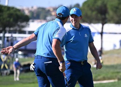 découvrez comment marco penge explore une nouvelle dimension dans sa carrière, alliant innovation, performance et passion dans l'univers du golf.