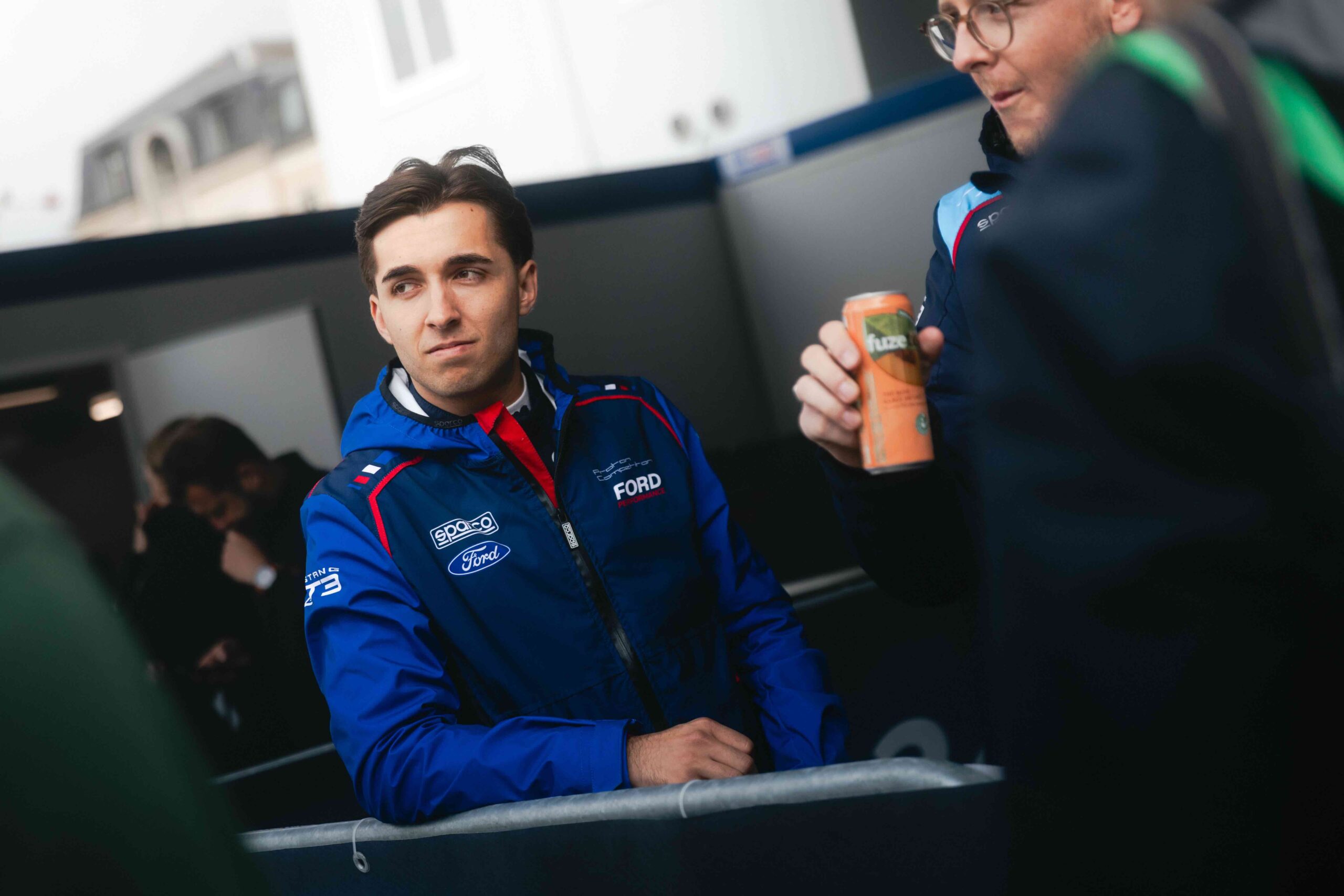 découvrez comment orey fidani et son équipe se préparent pour l’édition 2026 des 24 heures du mans, avec ambition, innovation et passion pour la course automobile.