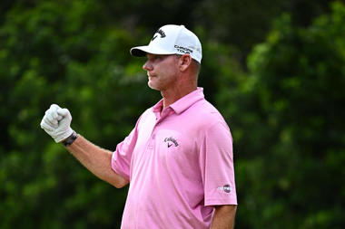 découvrez comment xander schauffele a remporté une victoire impressionnante au baycurrent classic, marquant un moment fort de sa carrière sur le circuit de golf professionnel.