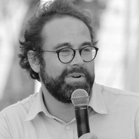 découvrez antoine dubois, directeur marketing et ventes chez monte-carlo sbm, expert en stratégies innovantes pour dynamiser la croissance et renforcer la marque.