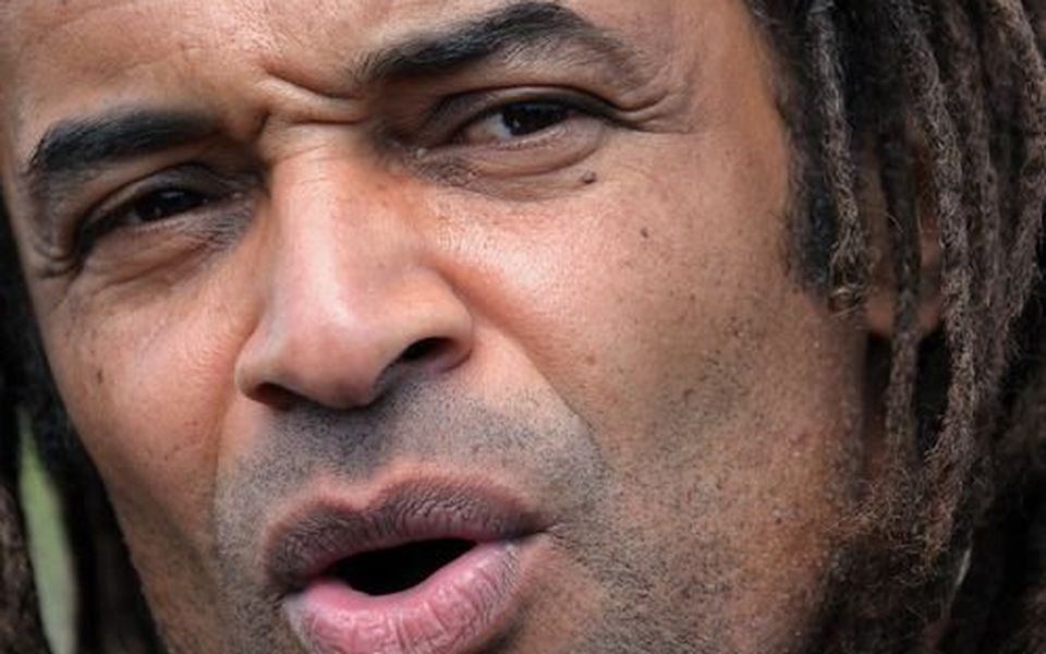 dopage : un entraîneur accusé suscite la colère des parieurs choqués par ces révélations.