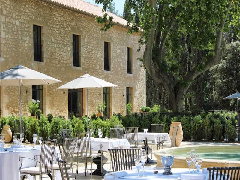 découvrez comment le golf de manville s'adapte au réchauffement climatique à travers des initiatives durables et un engagement écologique exemplaire.