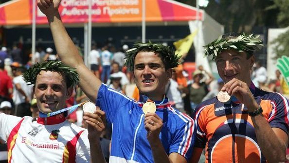 découvrez l'ambition de julien sale qui vise le podium avec détermination et passion.