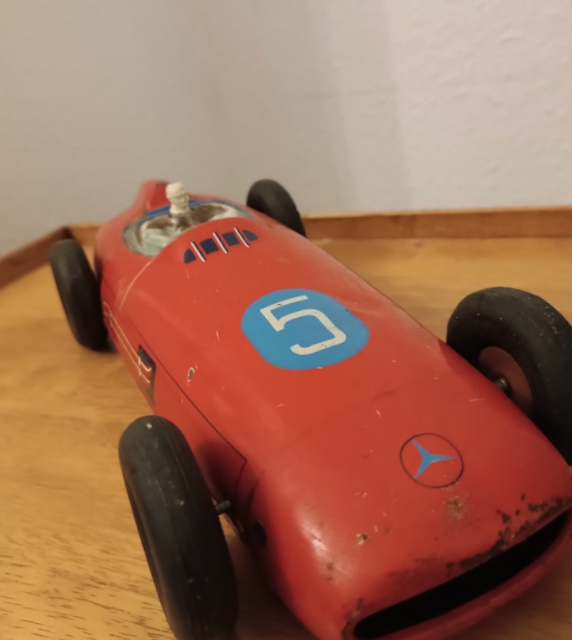 découvrez le sport mécanique miniature à toulouse : courses passionnantes, circuits variés et animations pour tous les âges. plongez dans l'univers des mini bolides dès aujourd'hui !