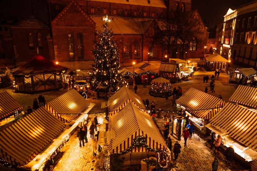 découvrez une ville de noël magique et abordable en europe, idéale pour des vacances festives pleines de charme, de traditions authentiques et de moments inoubliables.