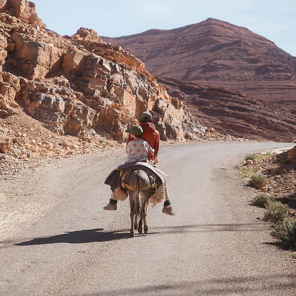 découvrez des voyages personnalisés au maroc, adaptés à vos envies pour une expérience unique entre culture, désert et paysages époustouflants.
