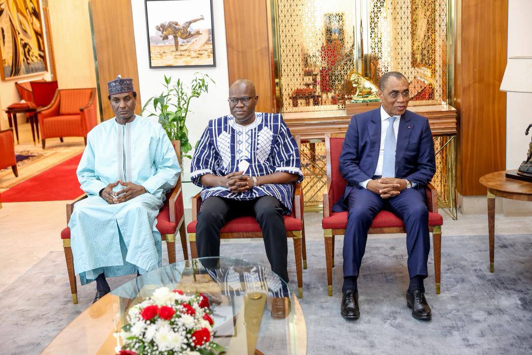découvrez le parcours et les missions d'aboubakar nacanabo, ministre burkinabè de l’économie, engagé dans le développement économique du burkina faso.