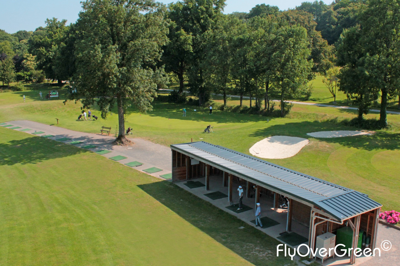 découvrez comment agpl transforme le golf à guidel avec des innovations uniques pour une expérience inoubliable.