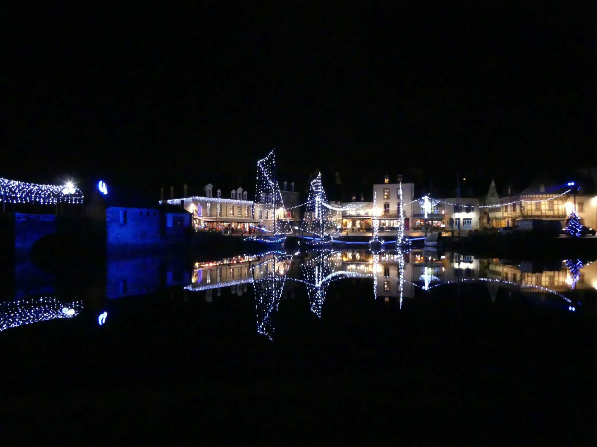 découvrez la collaboration équestre exceptionnelle au marché de noël d'auray, alliant tradition, animations équestres et ambiance festive unique pour toute la famille.