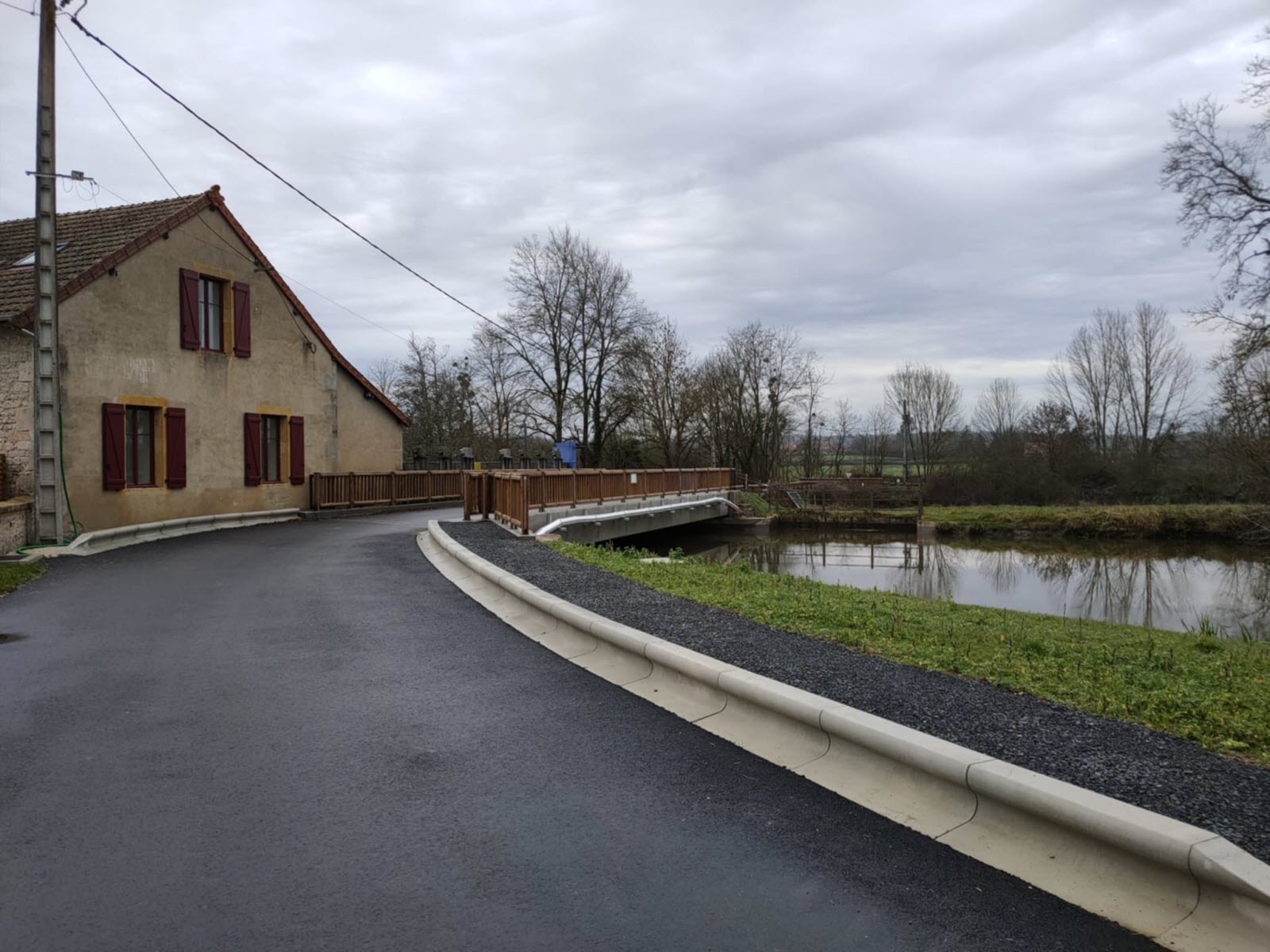 palinges : spécialisée dans la rénovation de ponts et la gestion financière efficace pour vos projets d'infrastructure.