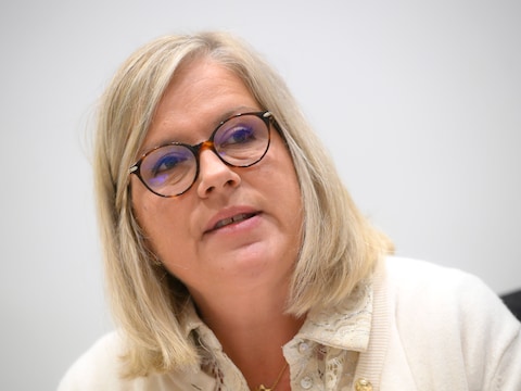 découvrez comment le smartphone de céline cremer a été retrouvé en tasmanie, révélant des indices importants sur son mystère.