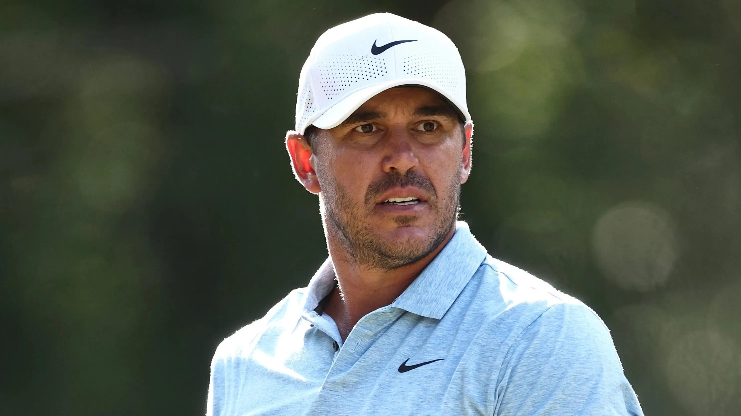 découvrez le retour triomphal de brooks koepka au pga tour, salué par les fans et les experts pour sa performance exceptionnelle.