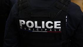 jean-michel bazire hospitalisé après une chute lors de l’entraînement : retrouvez toutes les informations sur son état de santé et les circonstances de l’accident.