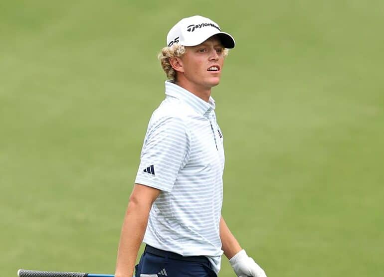 golf en afrique du sud : quatre joueurs en tête avec un score de -5, tandis que rozner est à -2. suivez les performances des leaders dans ce tournoi passionnant.