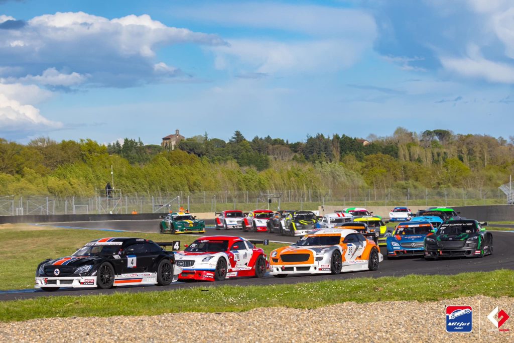 découvrez terranjou, un territoire dynamique et ambitieux qui investit dans l'avenir des sports mécaniques avec innovation et passion.